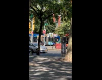 Collab WINY - Woman dance twerks in middle of road