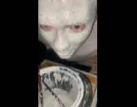 Man paints face white scares girlfriend