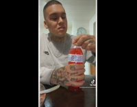 Woman films boyfriends reactions after showing him how tampon works