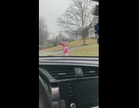 Guy records himself and his daughters 