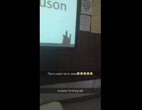 Collab BitchMP - Hand shadow puppets projector classroom