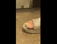 Mans has long nails on his big toe