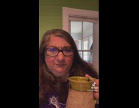 Woman reacts to guy promoting himself from Vegas 