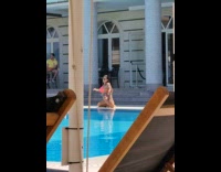 Collab IITW - Lady Stretches Leg and Leans on it